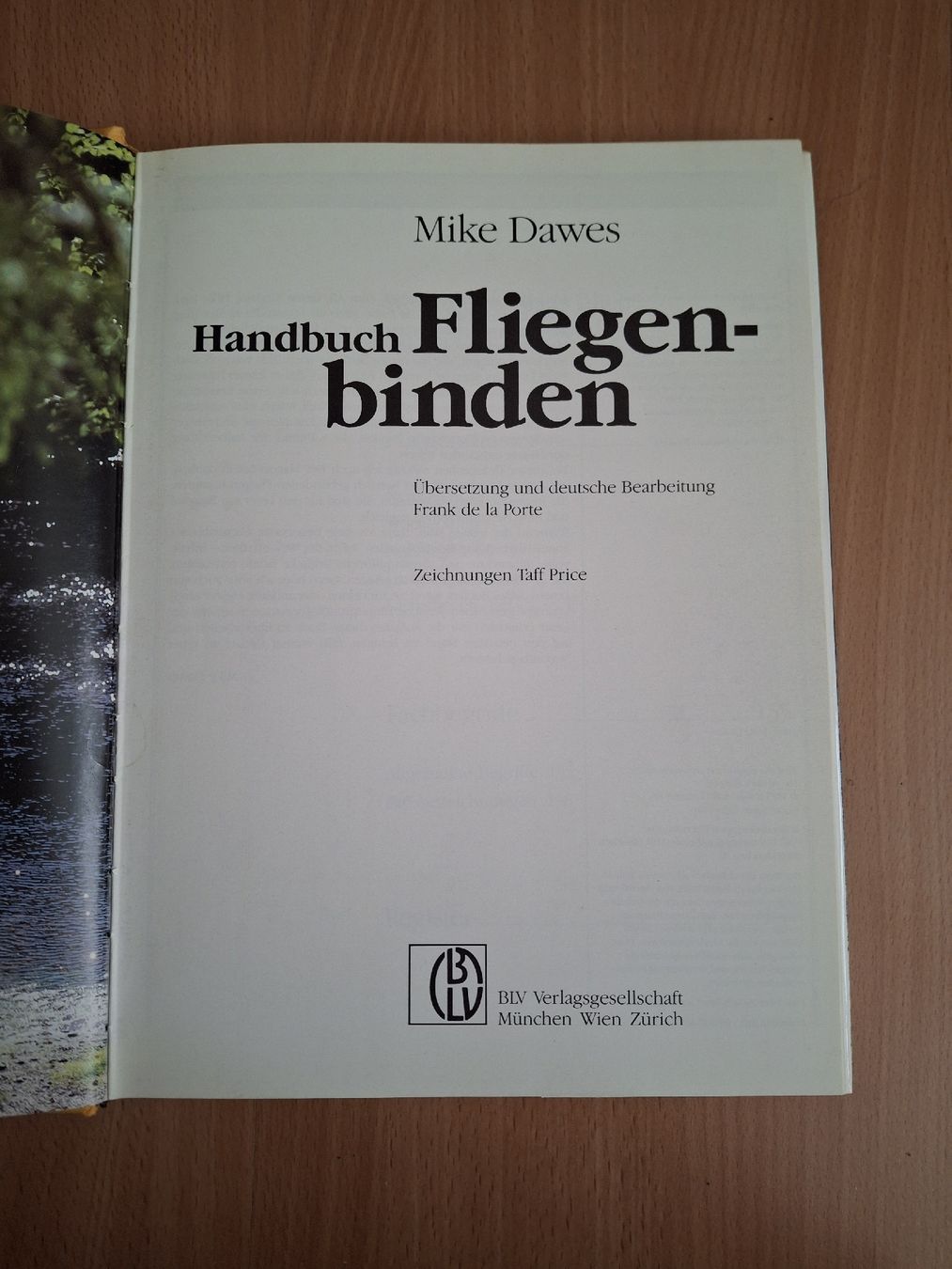 Libri: Handbuch Fliegenbinden von Mike Dawes – Usato da Egg b. Zürich venduto da Pronsch 1