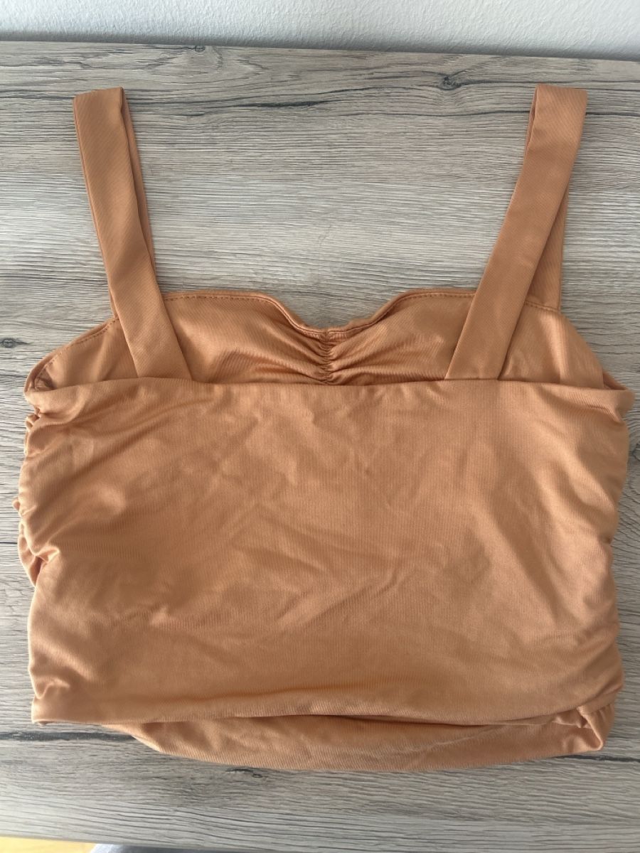 Tops: Ruched orange crop top – Neu (gemäss Beschreibung) aus Winterthur von sel_g95h 1