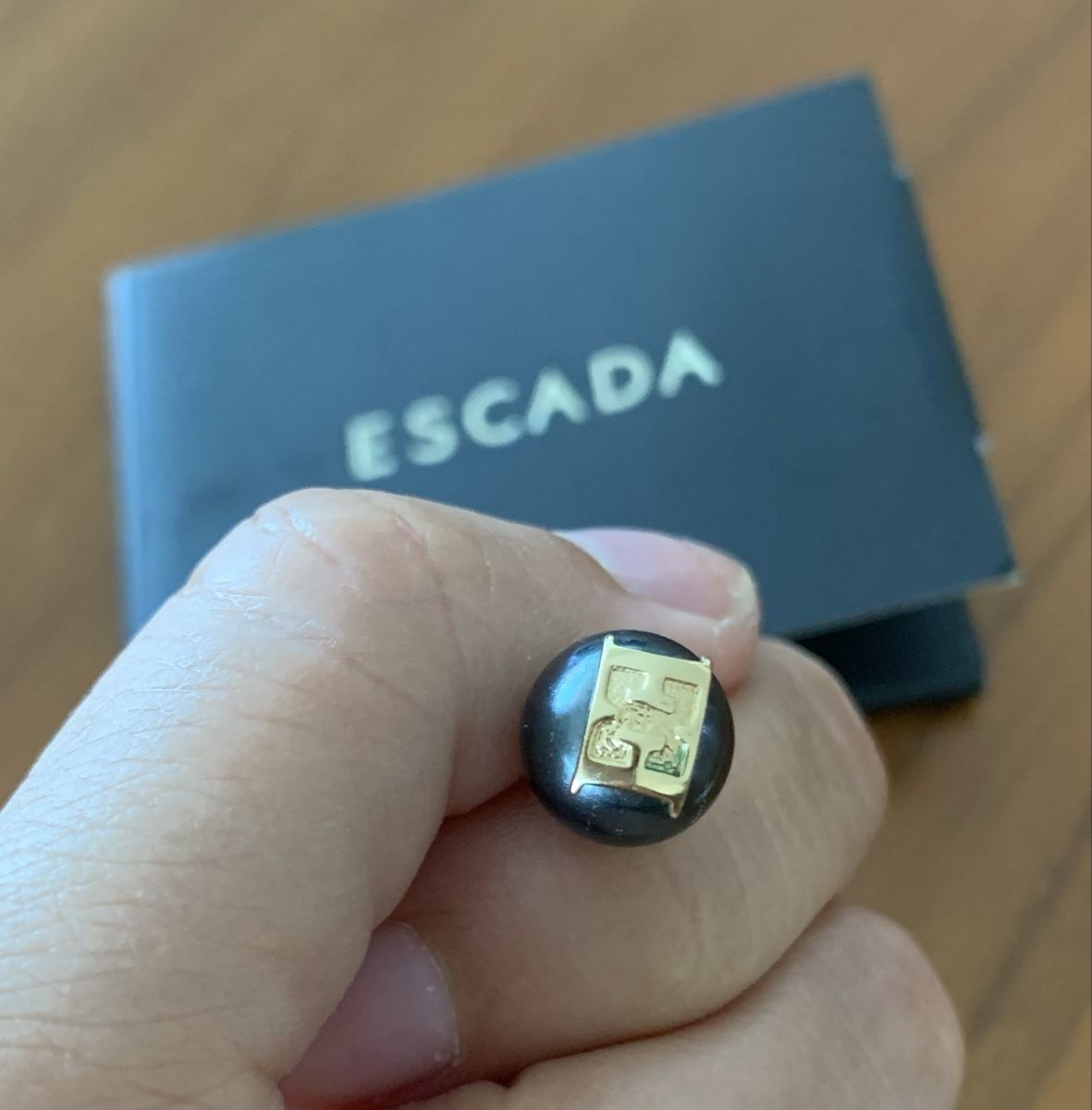 Escada Orecchini pendenti & Orecchini a lobo: ESCADA Ohrstecker | schwarz/gold | elegant – Usato da Affoltern am Albis venduto da Monica32 1