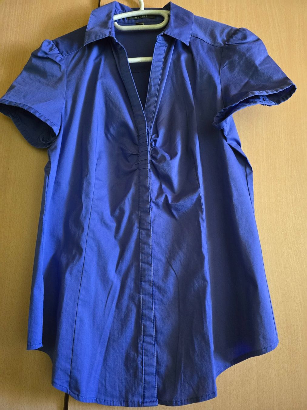 Esprit Camicette: Blouse Esprit t. 38, violet/bleu – Usato da La Neuveville venduto da Diamise 1