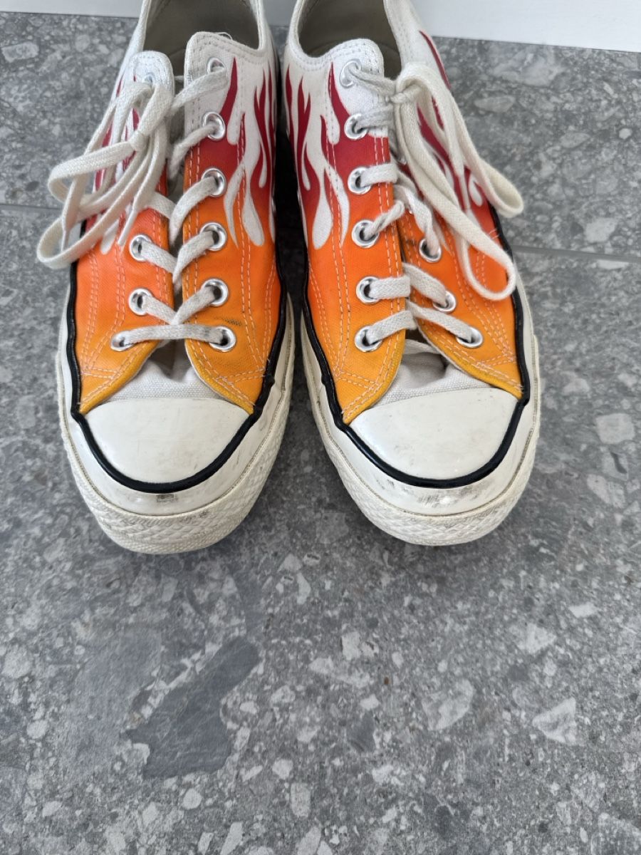 Converse Scarpe da uomo: Flammen Converse Chucks, Gr. 41,5 – Usato da Birmensdorf ZH venduto da nin.am 2