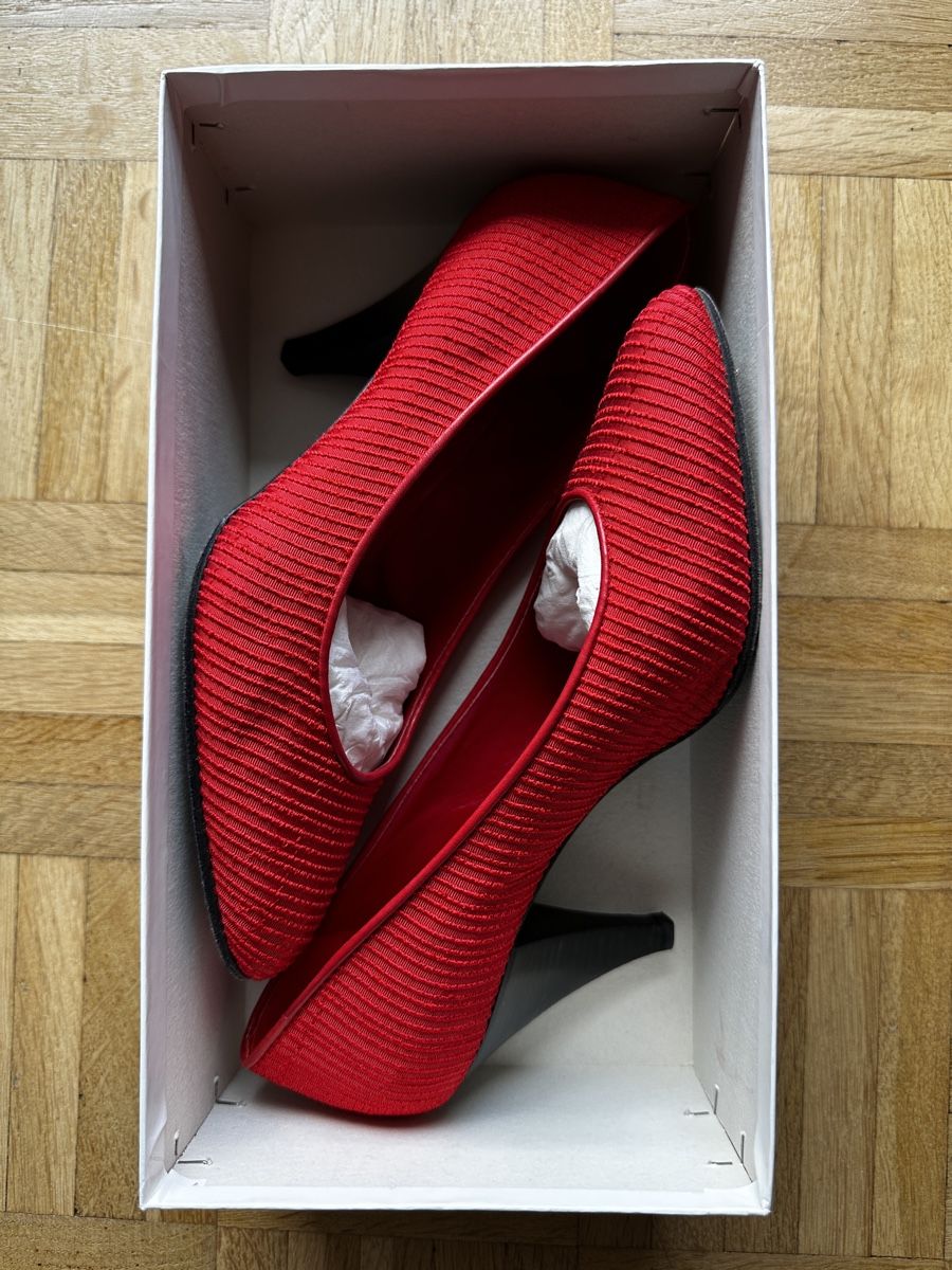 Scarpe da donna: Red Shoe in Tissue, T - 37 1/2 – Usato da Epalinges venduto da Lily2006 2