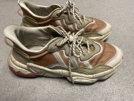 Adidas Ozweego Sneakers beige/rosa Grösse 41 1/3