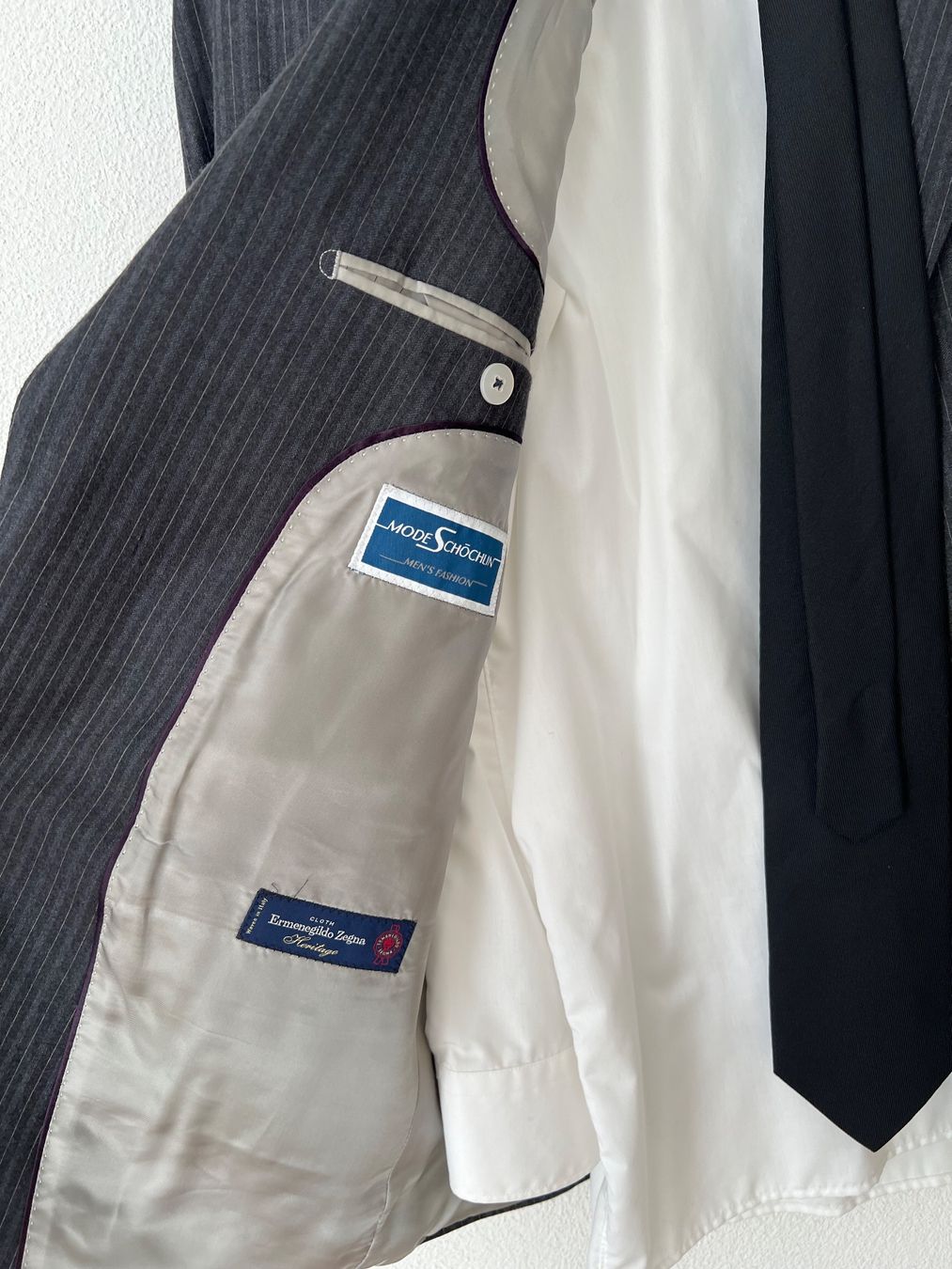 Completi: Elegante Herren Anzug, Grau gestreift – Usato da Sennhof venduto da Johnbest 3
