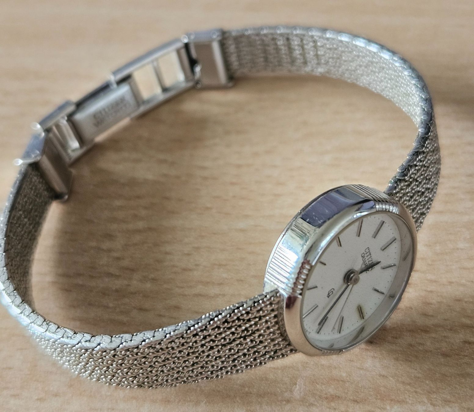 Citizen Uhren: Citizen Quartz vintage Uhr Damen – Gebraucht aus Hägglingen von pri_zdz5 3