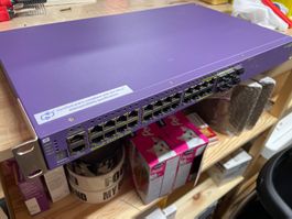 Extreme Networks - Gigabit Netzwerk Switch 24 Port PoE