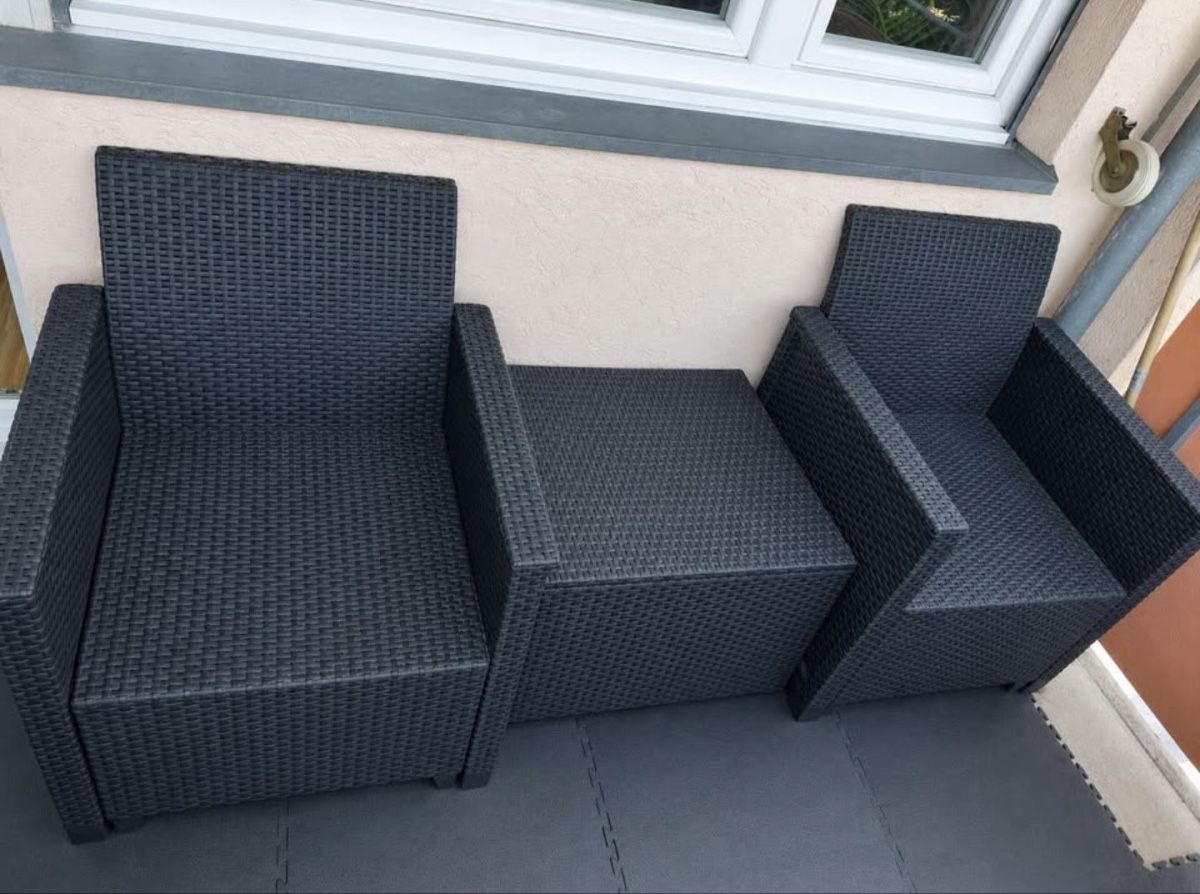 Tischset: Salon de jardin – Gebraucht aus Delémont von Aurel28