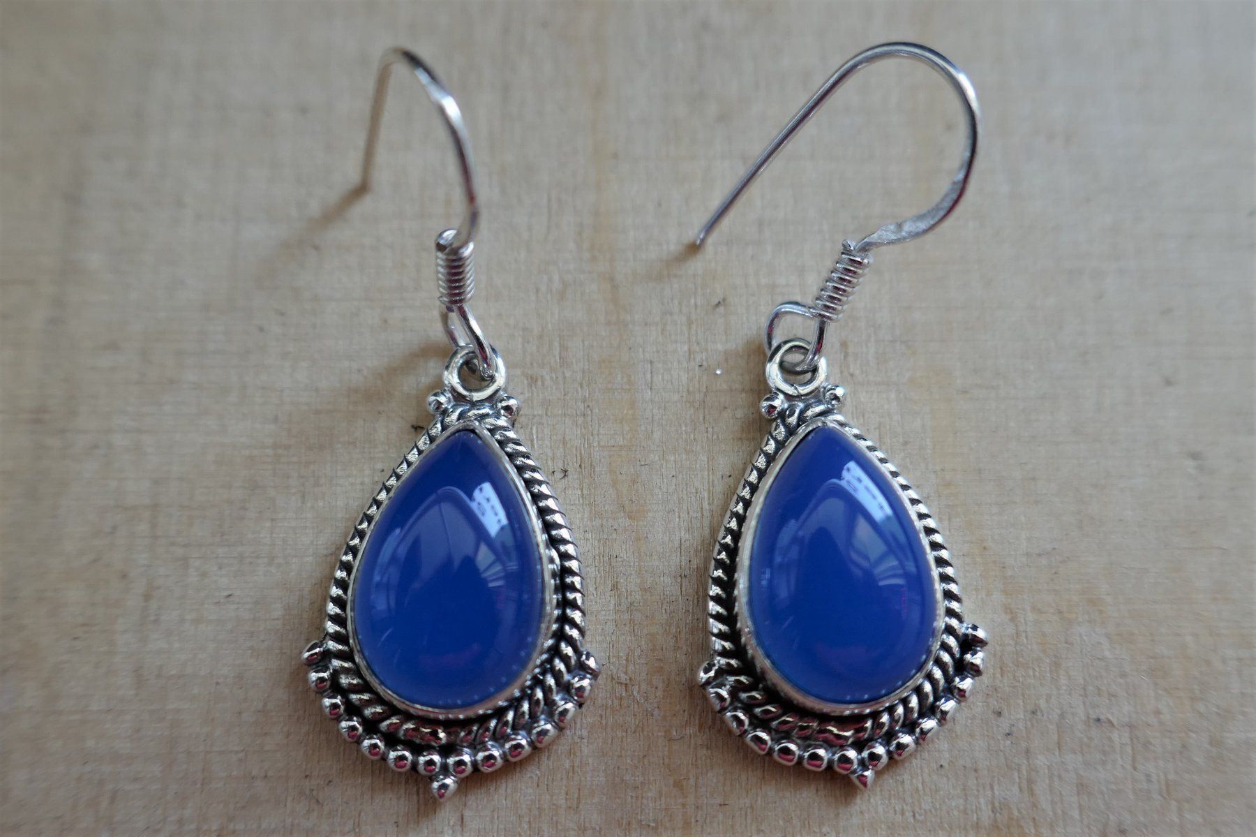 Orecchini pendenti & Orecchini a lobo: Ohrhänger in Silber mit Chalcedon – Nuovo e nell'imballaggio originale da Arboldswil venduto da estrella925
