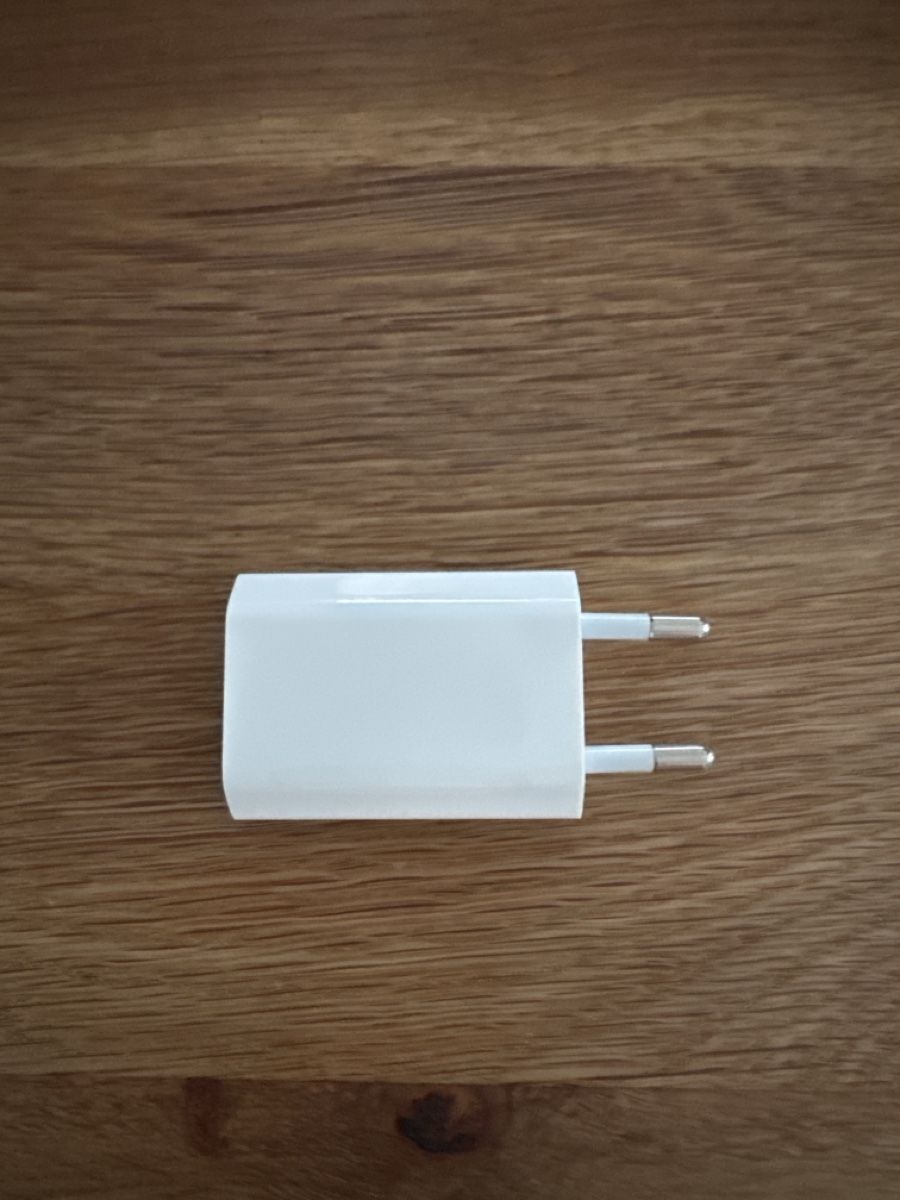 Apple Unità & Adattatore: Original Apple USB Netzteil – Usato da Einsiedeln venduto da Nadine_Nadine 1