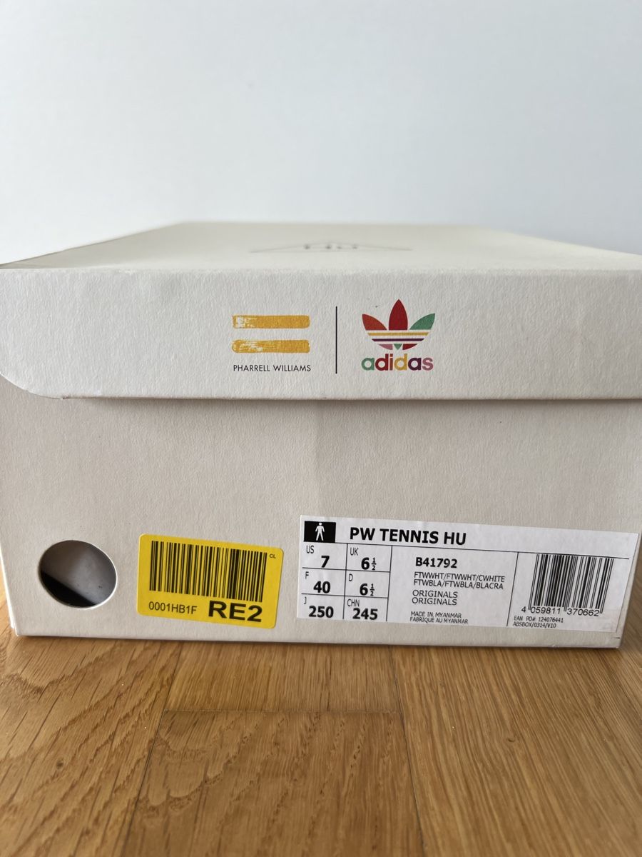 Adidas Scarpe da donna: adidas Pharrell Williams Sneaker – Usato da St.Gallen venduto da Shopaholic5 6