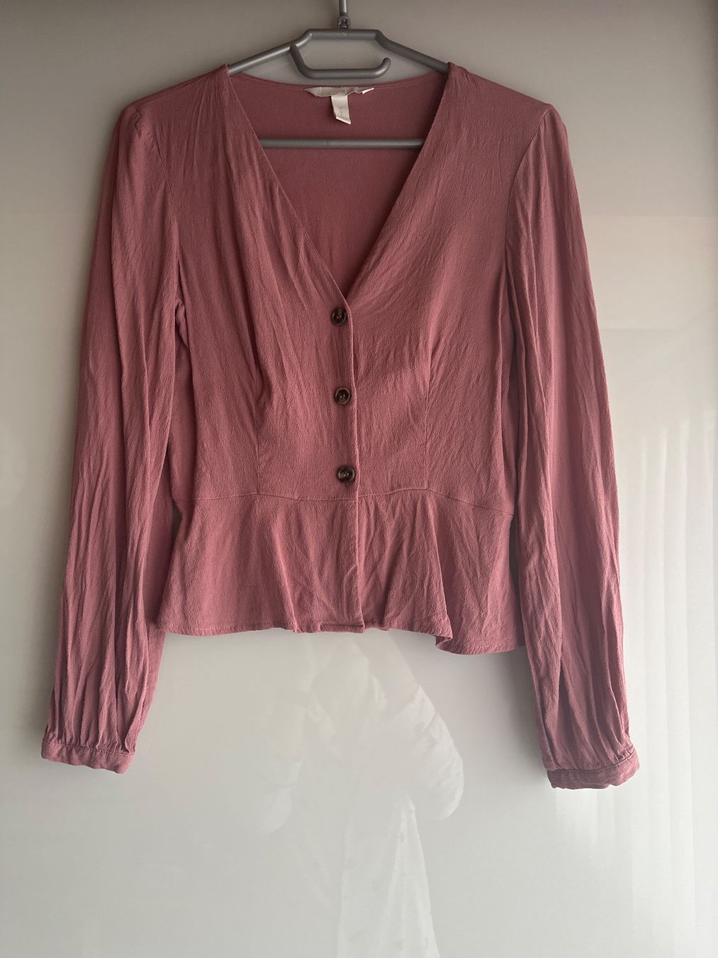 H&M Camicette: H&M Bluse Grösse 34 altrosa - top Zustand – Usato da Buchs AG venduto da Dasmusstduhaben