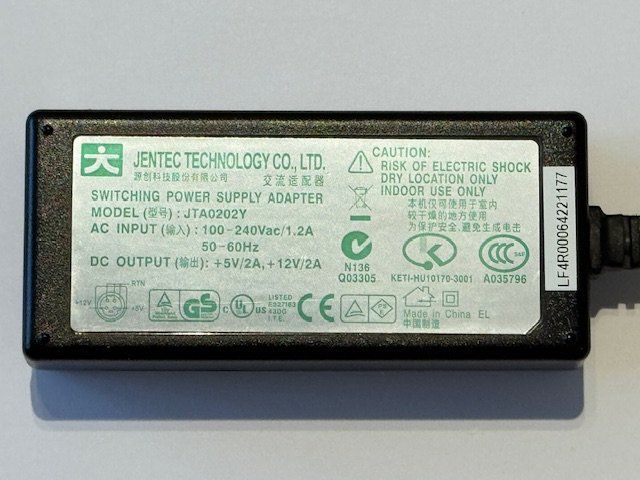 Lacie Dischi rigidi: Externe Festplatte Lacie 250GB – Usato da Bachenbülach venduto da hpme1952 1