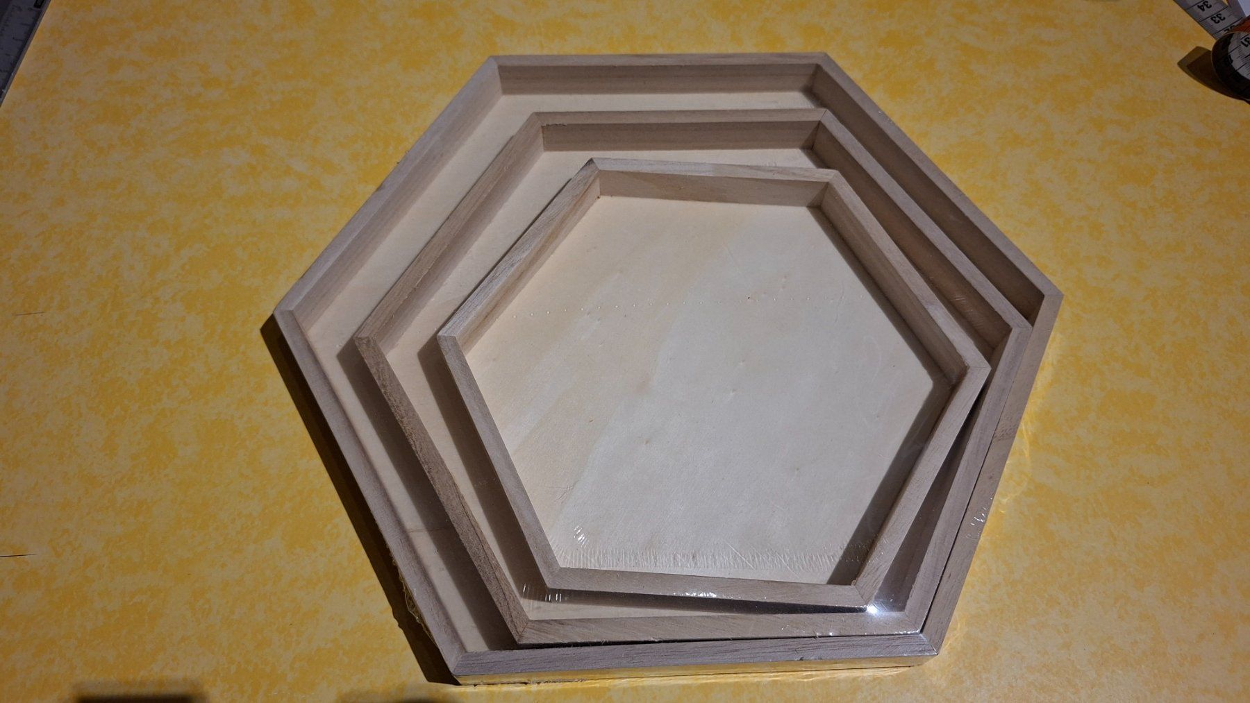 Gonis Kits de loisir créatif: Holztablett – Neuf avec emballage d'origine à Bretzwil par eri_2gck