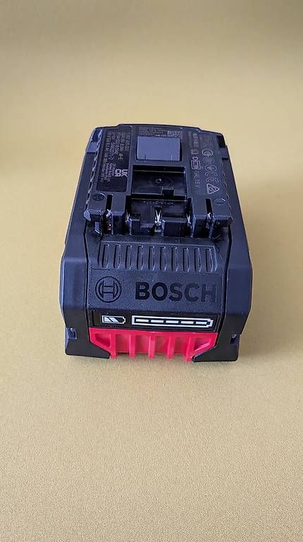 Accus: Bosch Professional 18V 8Ah ProCore Akku – D'occasion à Thun par thierry1991 2