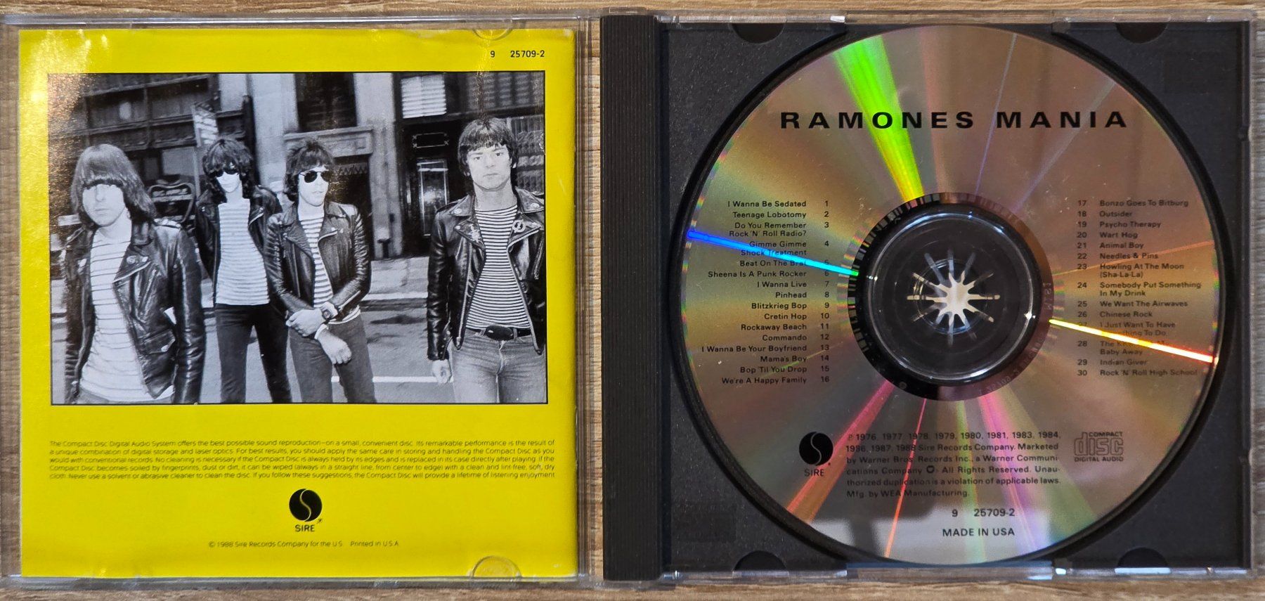 CD: Ramones "Ramones Mania" – Usato da Rohrbach venduto da lod_m58r 1