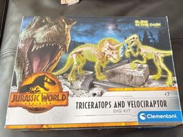 Kit de fouilles Jurassic World - Tricératops et Vélociraptor