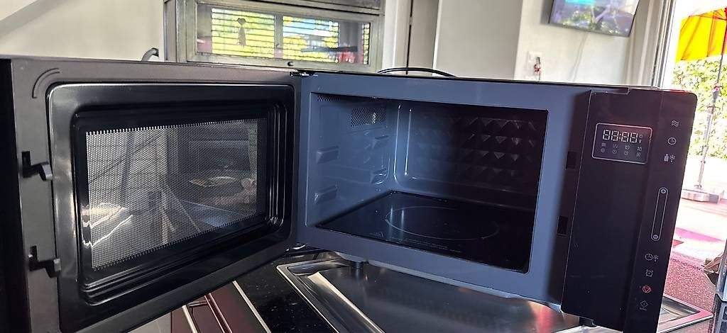 Elettrodomestici da cucina: Induktionsmikrowelle – Usato da Altendorf venduto da Nordseekind 1