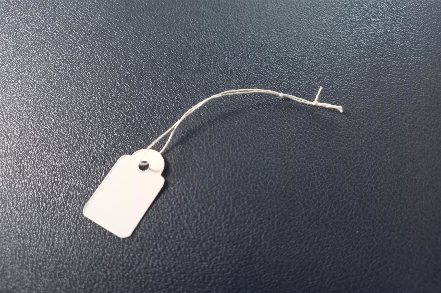 Aufkleber: 500x Etiketten Preisschilder mit Schnur - Étiquette volante – Neu und originalverpackt aus Lausanne von novastoris 3