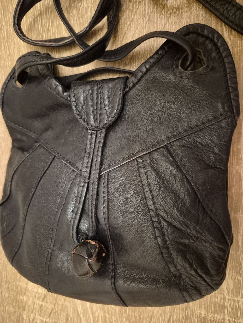 Borse da donna: Vintage Ledertasche, schwarz, klein. – Usato da Bern venduto da Rou_rsz5