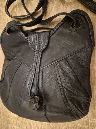 Vintage Ledertasche, schwarz, klein.