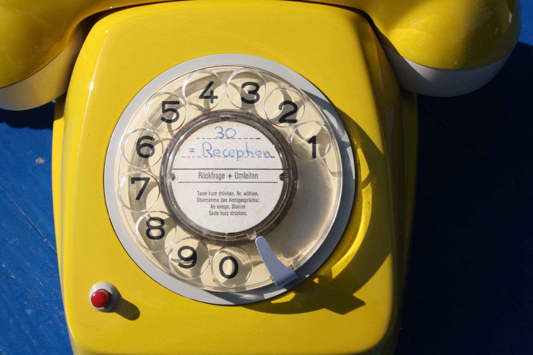 Telefoni: TELEFON VINTAGE MIT WÄHLSCHEIBE – Usato da Wauwil venduto da Pneuedy 4