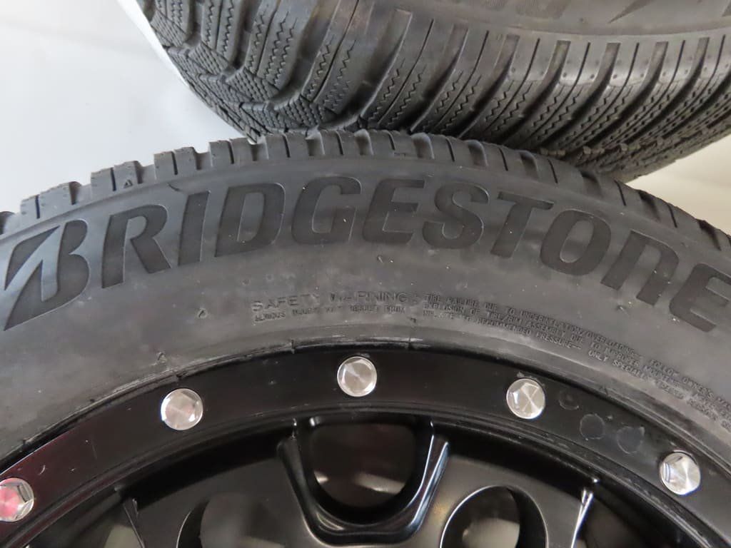 Pneumatici & Ruote complete: Radsatz VW T5 4 Motion ohne Schrauben – Usato da Alpnach-Dorf venduto da Hess-Automobile 1