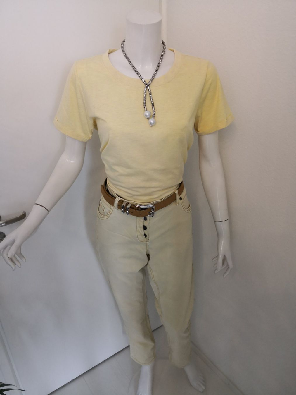 Cecil Jeans: 🤩CECIL JEANS HAILEY GELB – Neu (gemäss Beschreibung) aus Olten von Naja-Twins-Twins 8