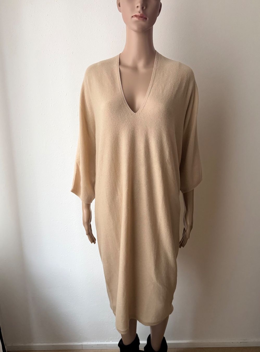 Robes: LALOTTA Kaschmir Kleid – D'occasion à Zürich par ClosetQueen 1