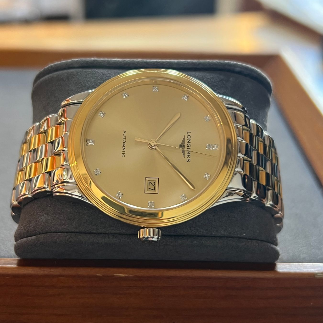 Longines Montres: FLASH SALE Longines Flagship Two-Tone Diamond Index L4.984.3 – D'occasion à Carouge GE par Watchaser 6