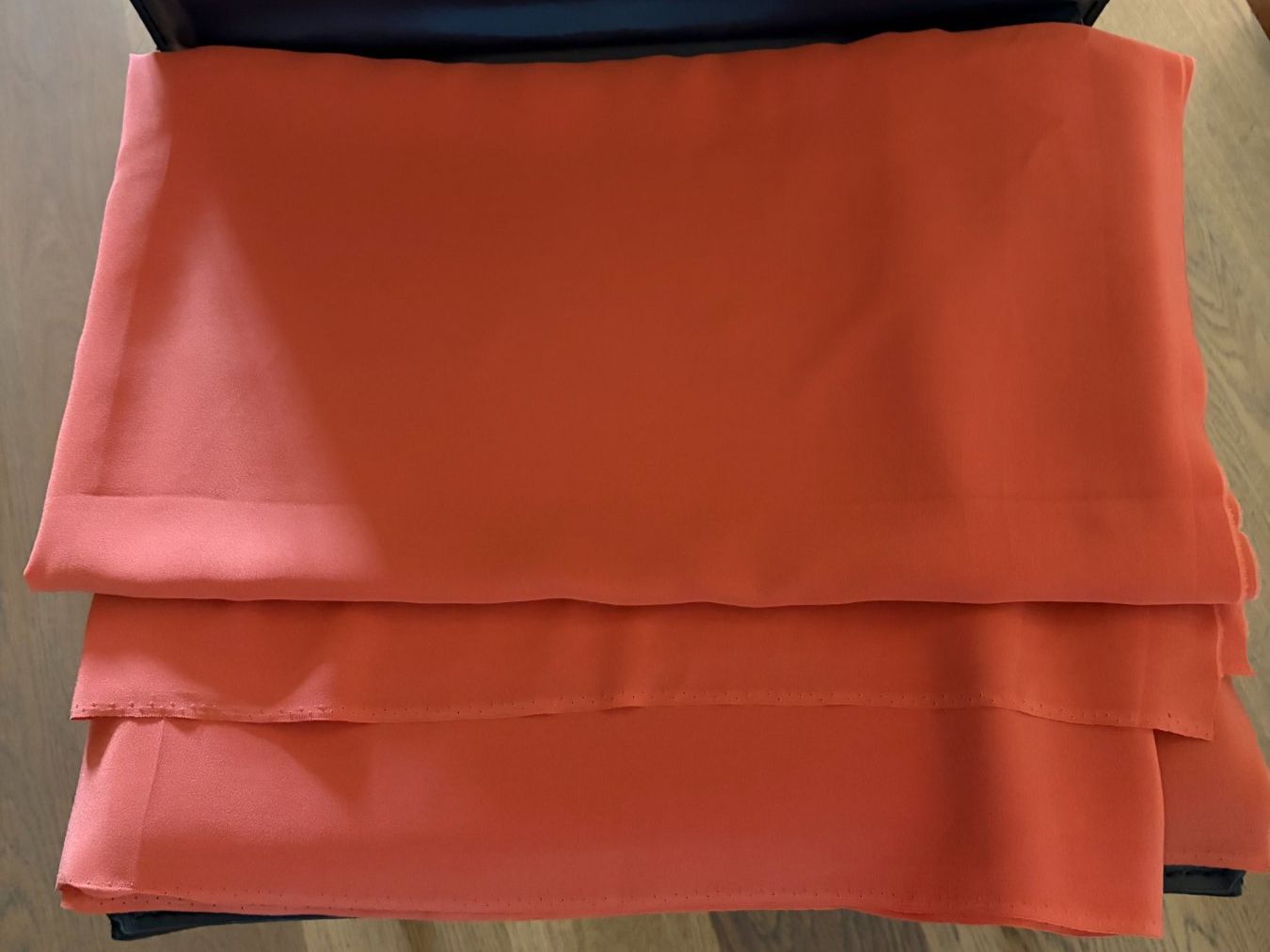 Stoffe: Viskosestoff (155 cm x 118 cm) – Gebraucht aus Samstagern von TAAF 2