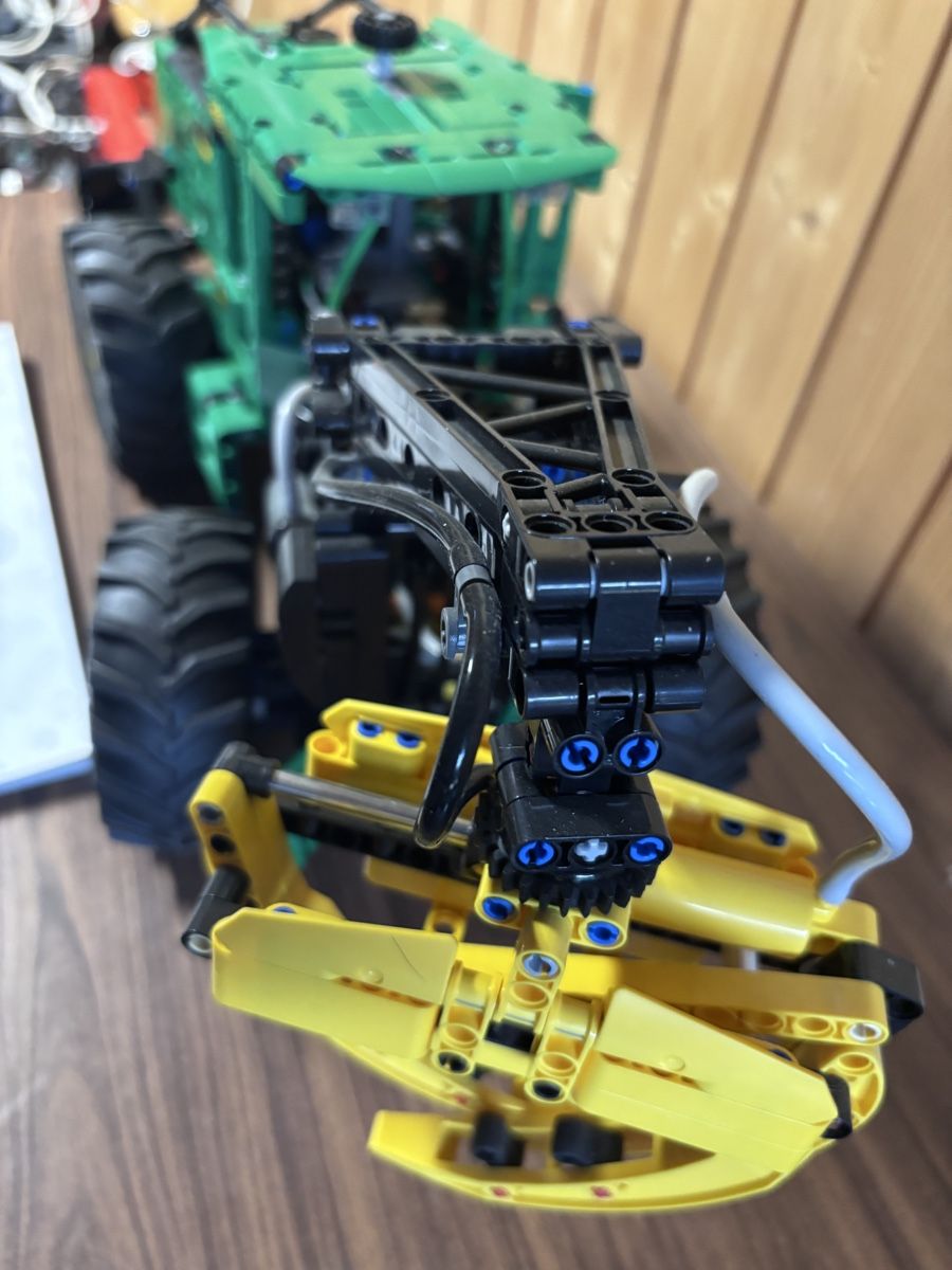 Lego Baukästen: LEGO Technic 42157 John Deere 948L-II Wheel. – Gebraucht aus Gerlafingen von Marcryter 2