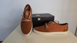 Neue Sneakers von DC Grösse 45