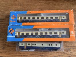 Roco, BLS-Wagen, mit Zurüstteilen