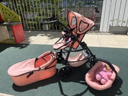 Puppenwagen CHIC 2000 mit Puppen!