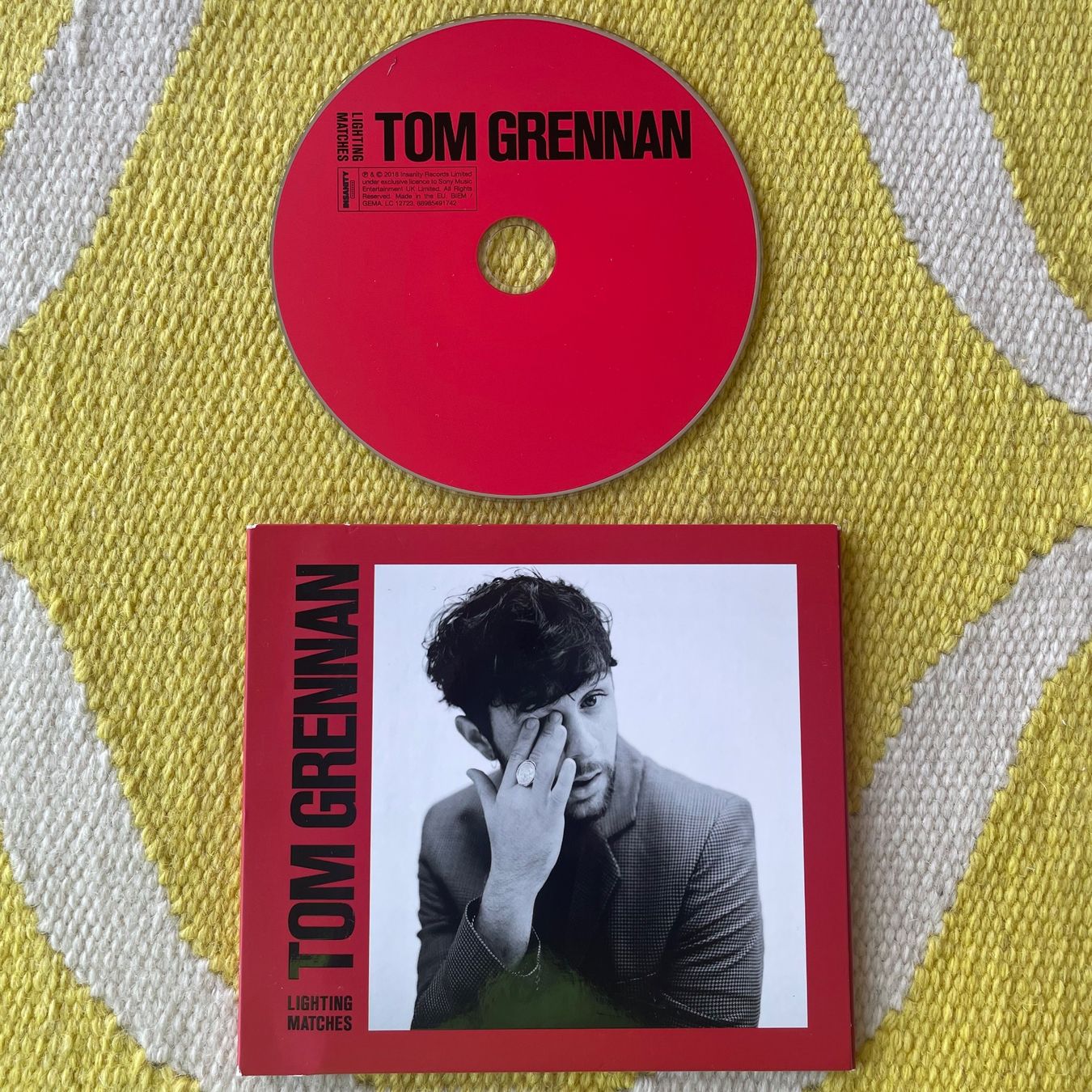 CD: TOM GRENNAN-LIGHTING MATCHES (DIGIPACK) – Usato da Rorschacherberg venduto da CD-Roli