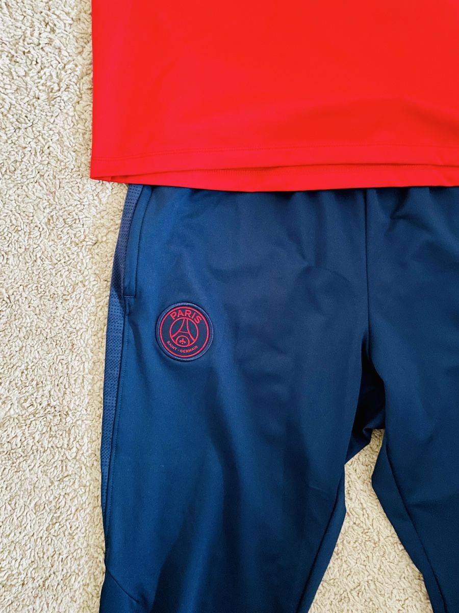 Nike Completi: Original Nike Paris Saint-Germain Trainingsanzug – Usato da Basel venduto da MarkenundKleidung 4