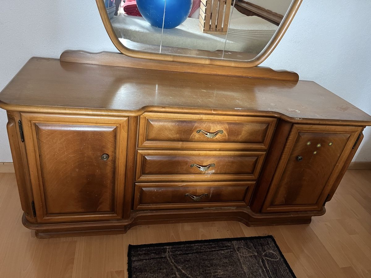 Commodes: Alte Kommode mit Spiegel Holz – D'occasion à Ufhusen par janiis.kn 4