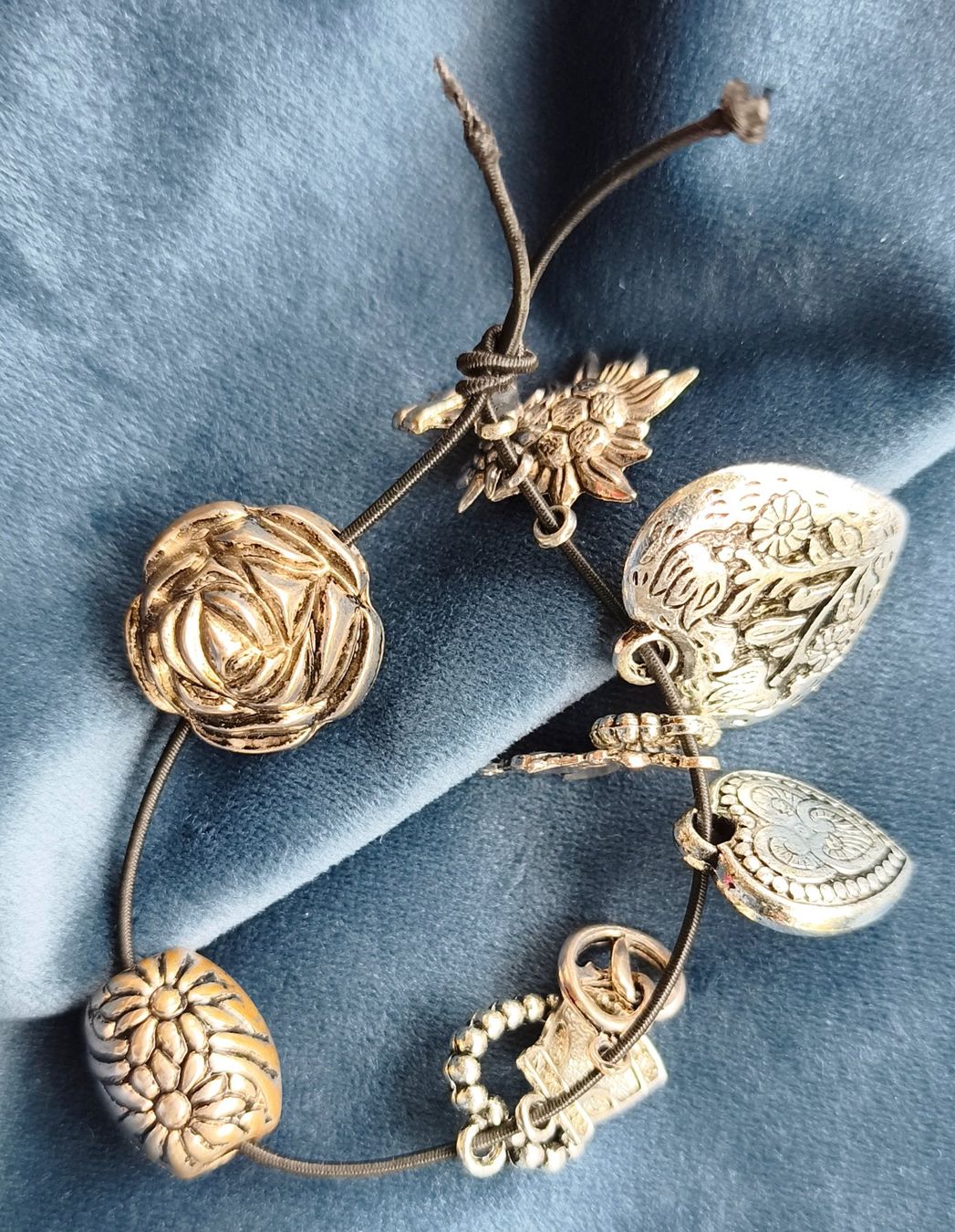 Bracciali & Braccialetti: Bettelarmband im Trachtenstil, Modeschmuck – Usato da Zürich venduto da Tanteemma369