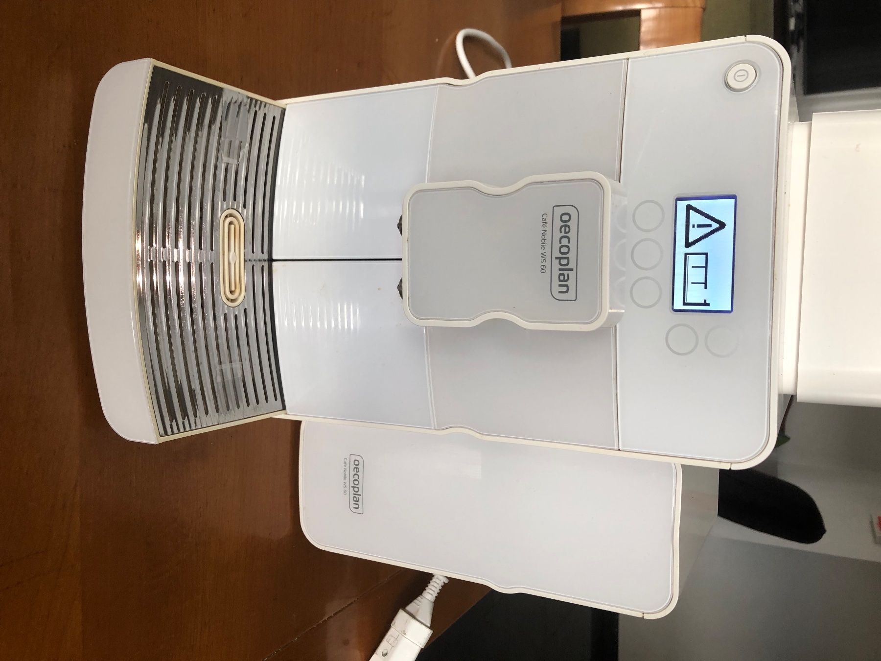 Macchine per caffè & Macchine per espresso: Ecoplan Café Nobile WS60 machine à café automatique – Usato da Sierre venduto da side8625 1