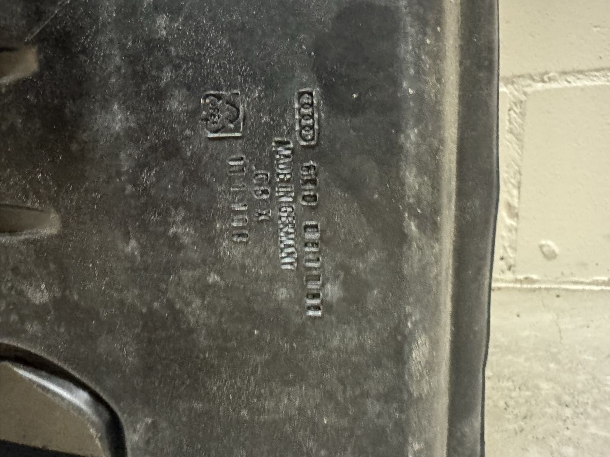 Audi Tapis / Bacs: Audi Q5 Kofferraumwanne – D'occasion à Boniswil par Lisu97p
