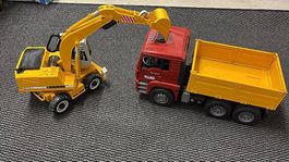 BRUDER Baustellen-Set  Liebherr Bagger + MAN TGA Kipper