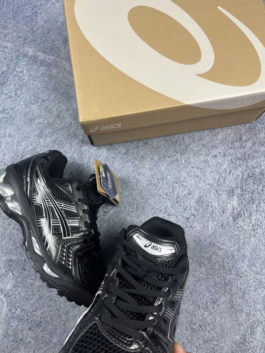Asics Herrenschuhe: Asics Laufschuhe schwarz Herren  – Neu (gemäss Beschreibung) aus Luzern von 041Vintage 4
