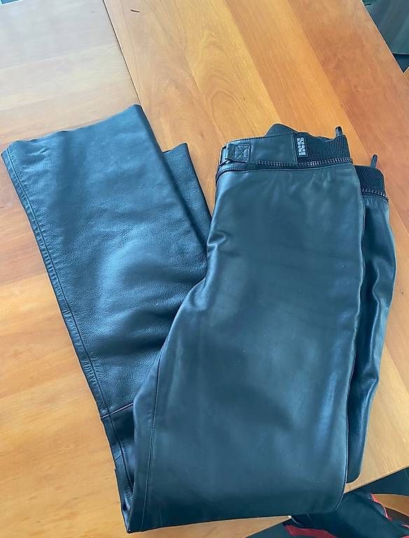 Completi & Tailleur: Motorrad Lederkombi Damen – Usato da Ehrendingen venduto da nat_n7h8 3