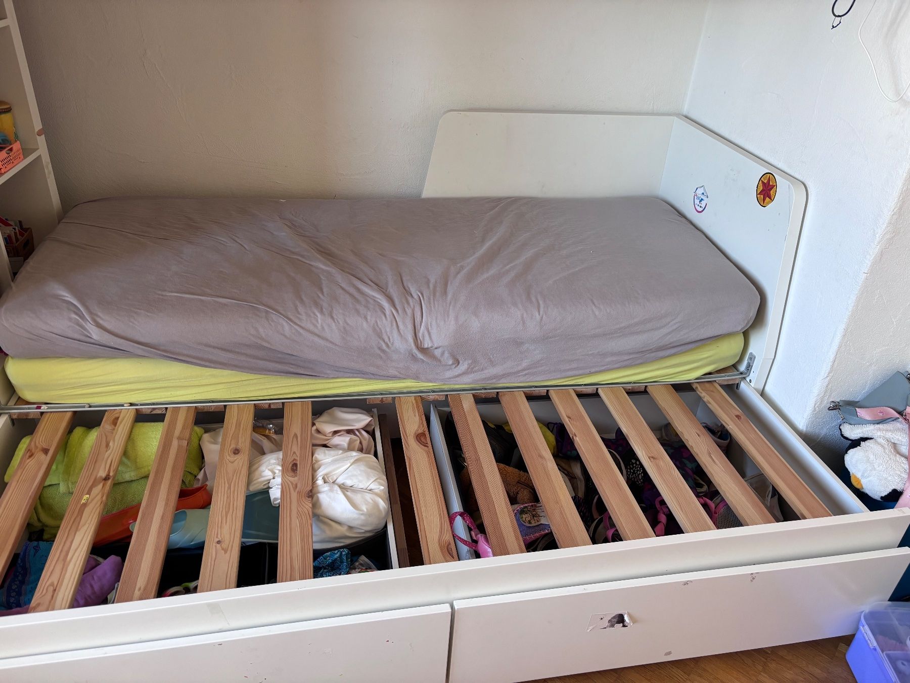 Ikea Letti: Bettsofa Ikea "Flekke" mit viel Stauraum – Usato da Zürich venduto da brueggej 2