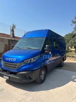 Iveco 35S18V Daily Kastenwagen Blau