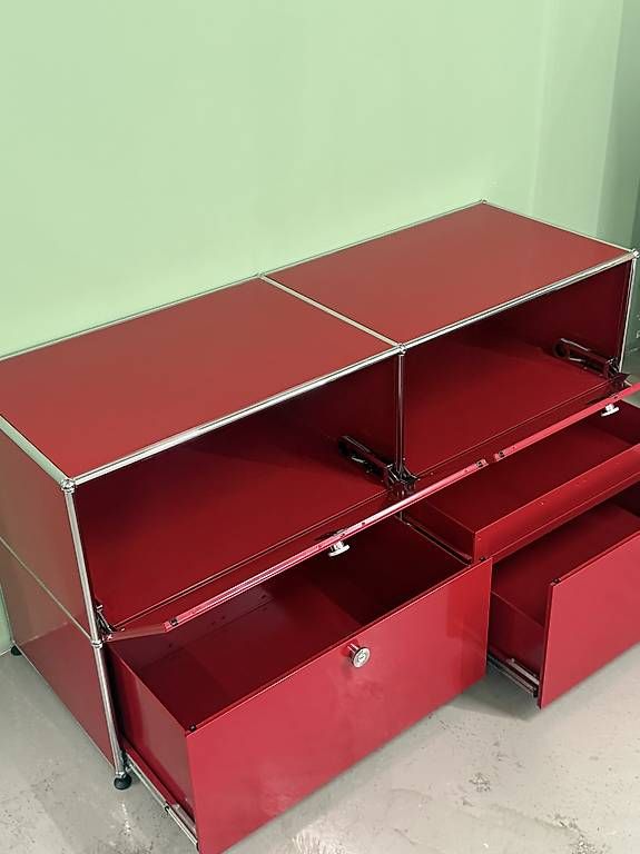 Kommoden: USM Haller Sideboard rubinrot. – Gebraucht aus Glattbrugg von q-aderdesign 2