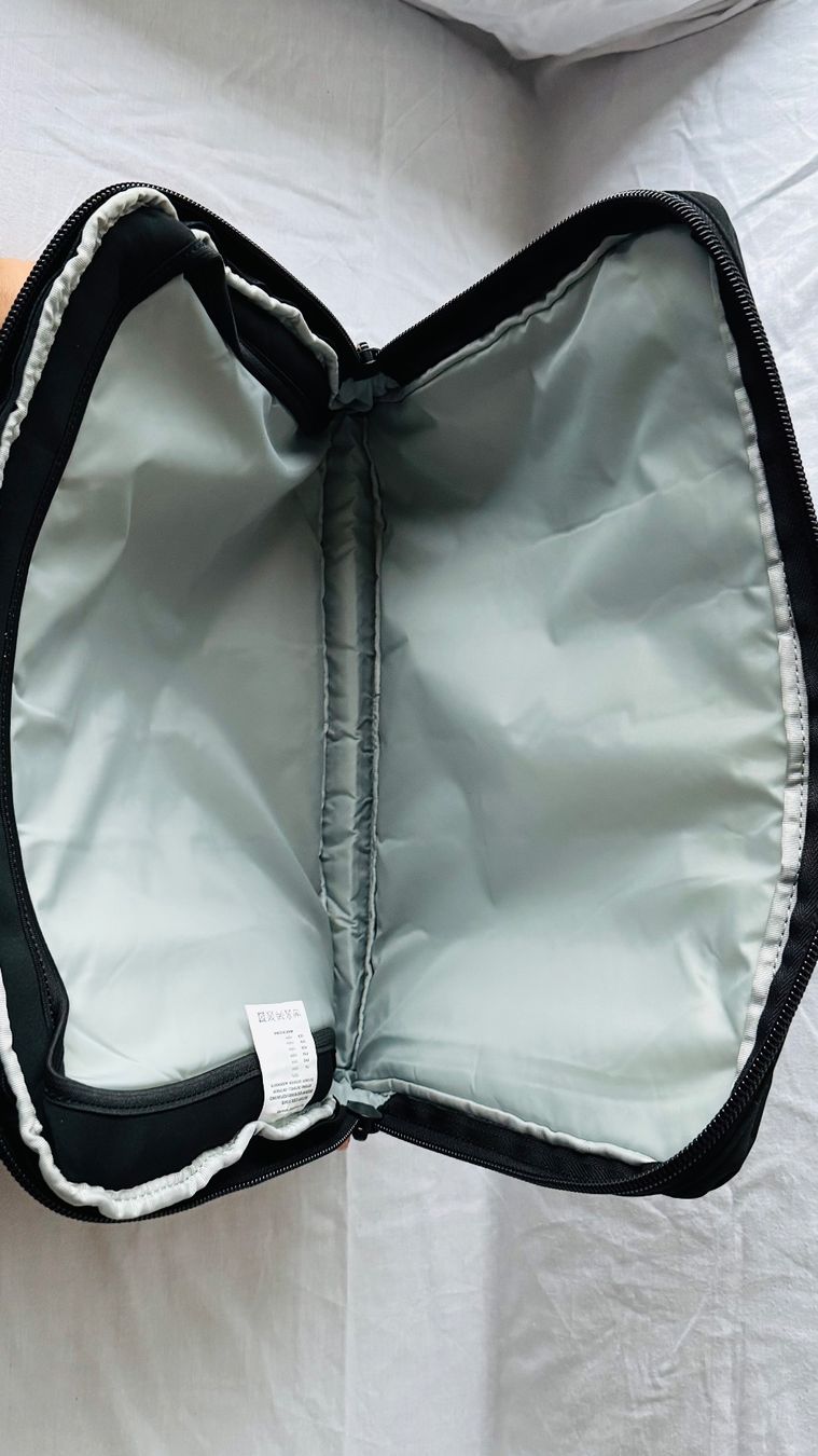 Borse: Housse ordinateur portable Invicta 15.4" neuve – Nuovo e nell'imballaggio originale da Lausanne venduto da Global.P 3
