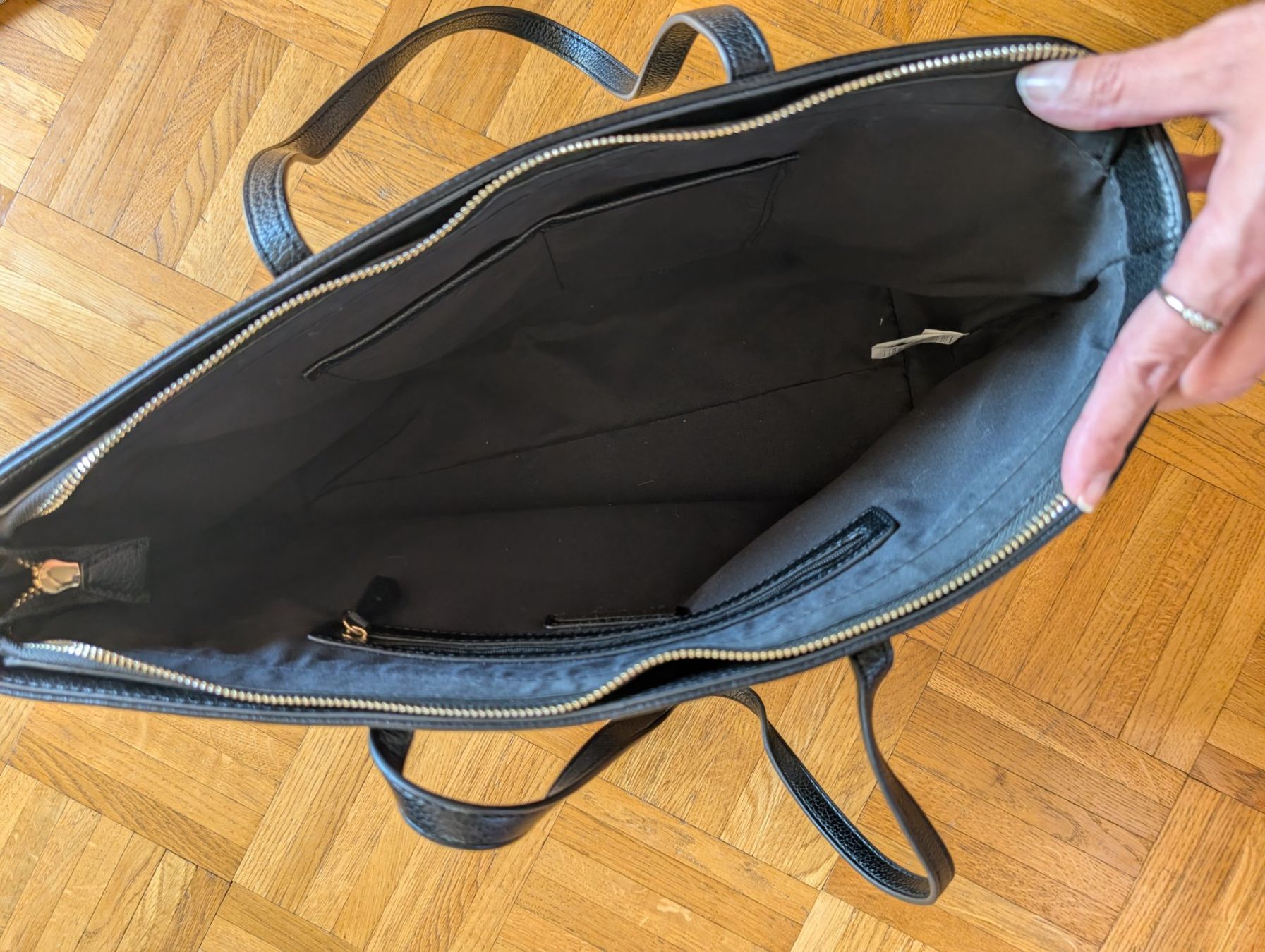 Valentino Taschen für Damen: VALENTINO sac shopper noir – Gebraucht aus Cheseaux-Lausanne von loscaptos 4