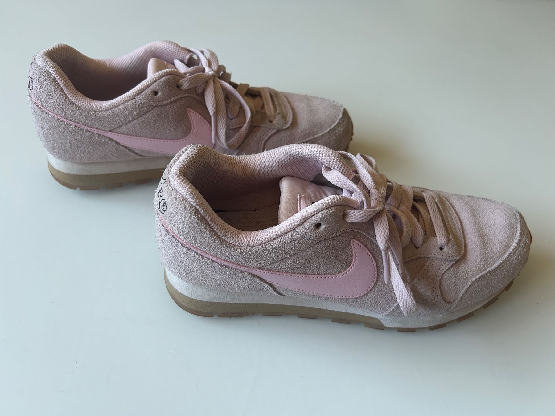 Nike Chaussures femmes: Nike Sneaker, Gr. 40.5, rosa – D'occasion à Seuzach par del_w5vl 1