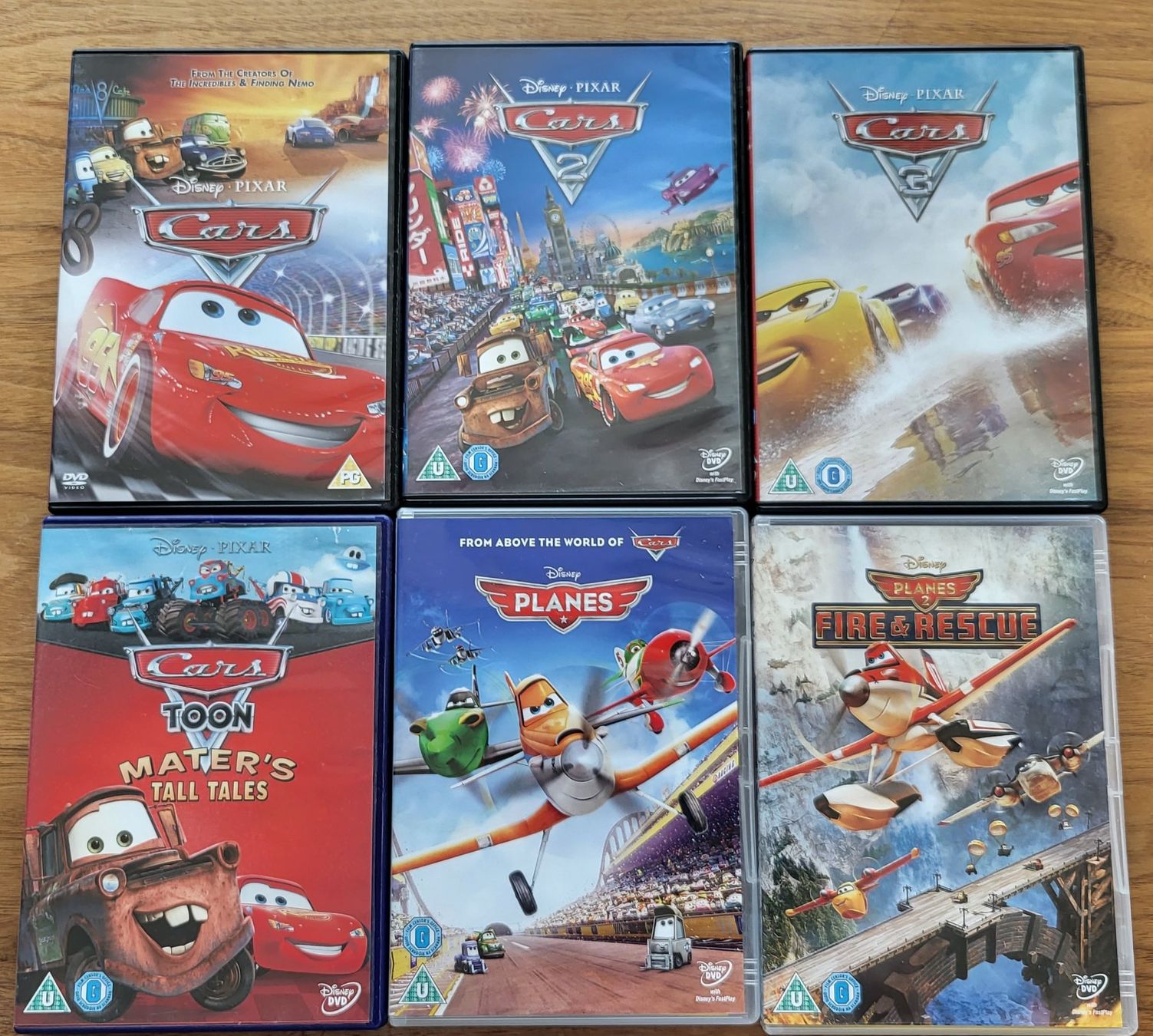 Alle DVDs: 6 DVD Disney Pixar Cars & Planes – Gebraucht aus Roggwil BE von